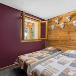 בקתה Grand Standing Avec Jacuzzi A 1750 *