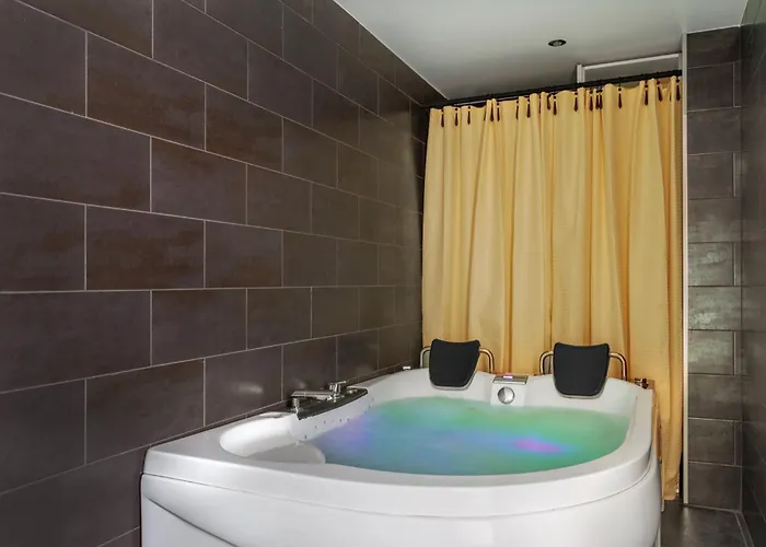 Grand Standing Avec Jacuzzi A 1750 Alpstuga